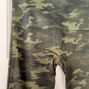 Spanx leggings - medium